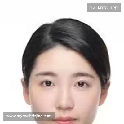 敛紫云